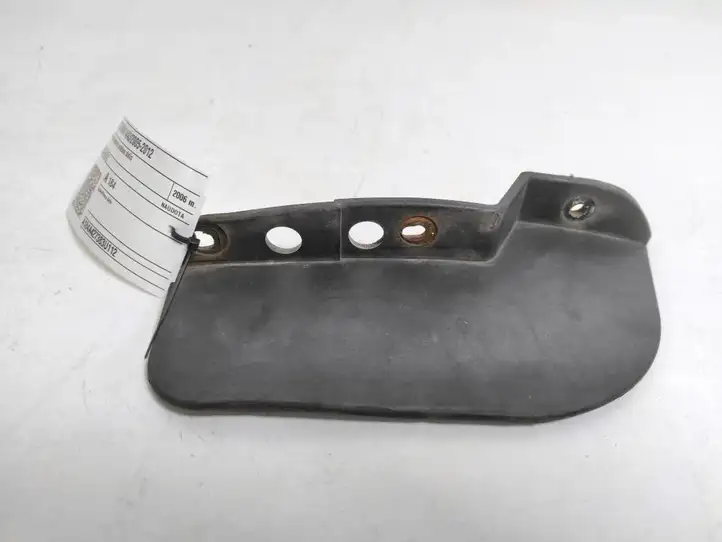 Toyota RAV 4 (XA30) (2006 - 2016) 53896-42010 Подкрылок колесной арки — фото 1