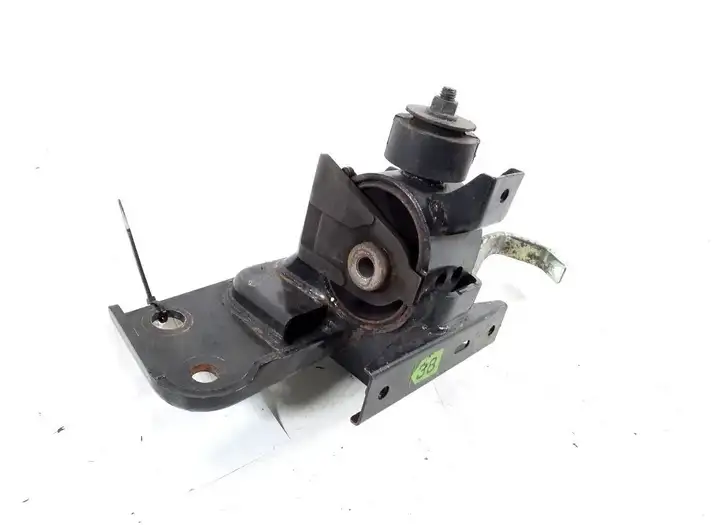 Toyota RAV 4 (XA30) (2006 - 2016) 12372-26010 Опора двигателя — фото 3