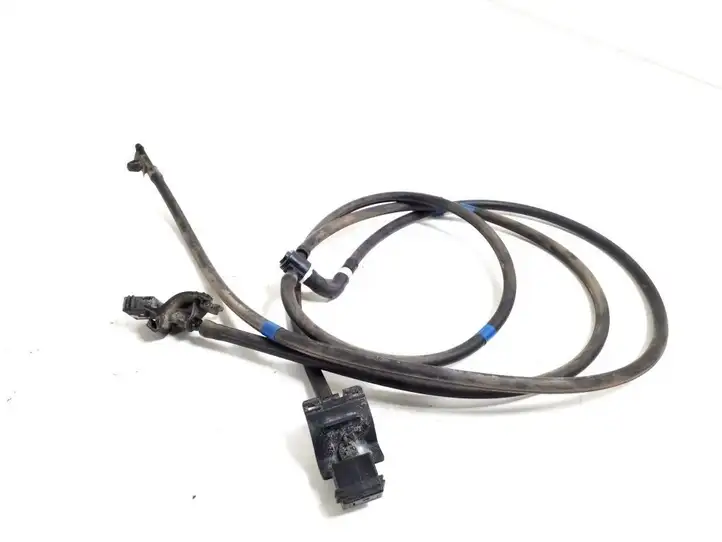 Toyota RAV 4 (XA30) (2006 - 2016) 85381-30200 Форсунка омывателя лобового стекла — фото 1
