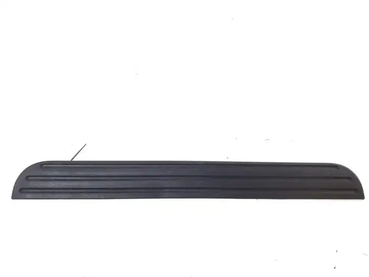 Toyota RAV 4 (XA30) (2006 - 2016) 67911-42030 Внутренняя отделка переднего порога — фото 1