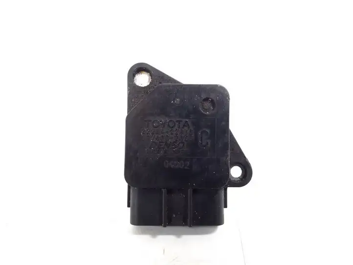 Toyota Avensis Verso (2001 - 2004) 22204-22010 Датчик массового расхода воздуха — фото 1