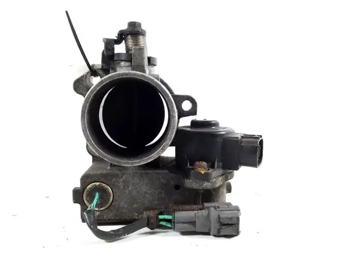 Toyota Avensis Verso (1995 - 2001) 26100-27020 Дроссельная заслонка — фото 1