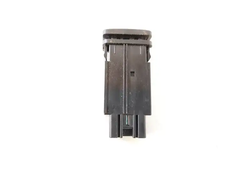 Lexus IS 220D-250-350 (2005 - 2010) 84794-33020 Кнопка обогрева стекла — фото 3
