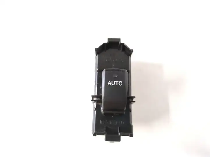 Lexus IS 220D-250-350 (2005 - 2010) 84030-53020 Блок кнопок стеклоподъемников — фото 1