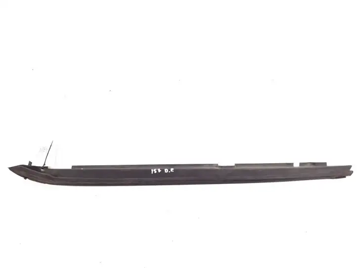 Lexus IS 220D-250-350 (2005 - 2010) 53807-53011 Накладка замка капота — фото 1