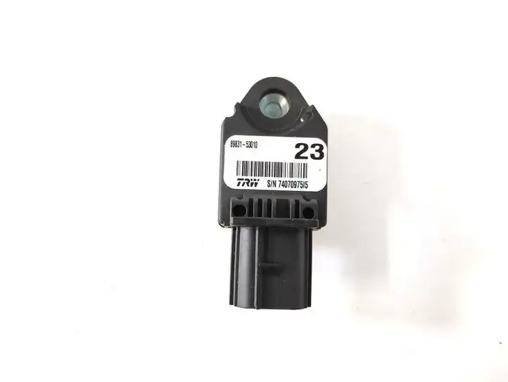 Lexus IS 220D-250-350 (2005 - 2010) 89831-53010 Датчик удара SRS — фото 1