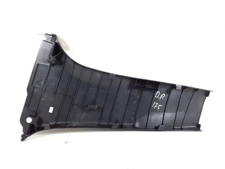 Toyota Yaris (2012 - 2014) 62413-0D190 Нижняя обшивка стойки B — фото 3