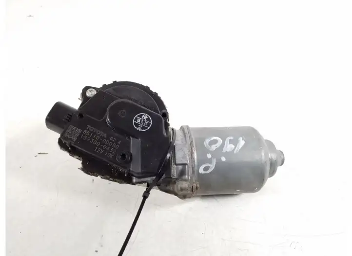 Toyota Yaris (2005 - 2009) 85110-0D080 Двигатель стеклоочистителей — фото 1