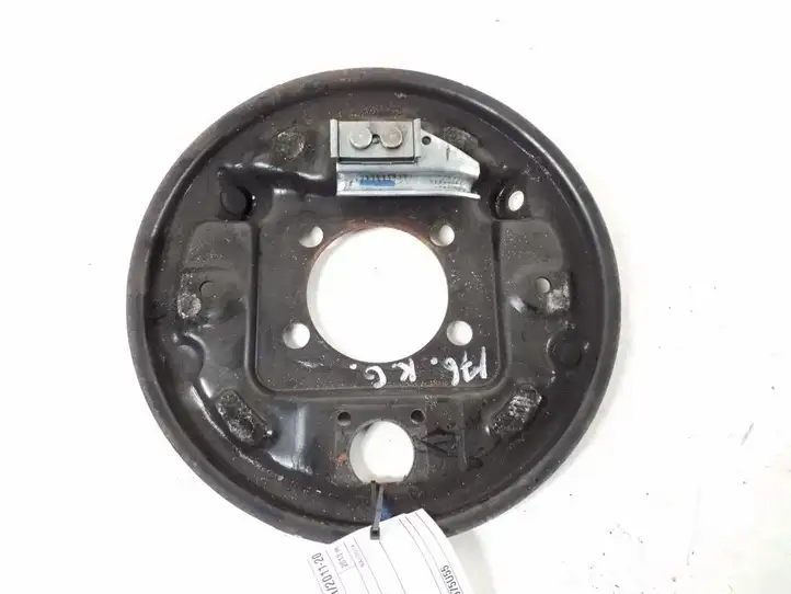 Toyota Yaris (2012 - 2014) 47044-09020 Защитный кожух заднего тормозного диска — фото 1