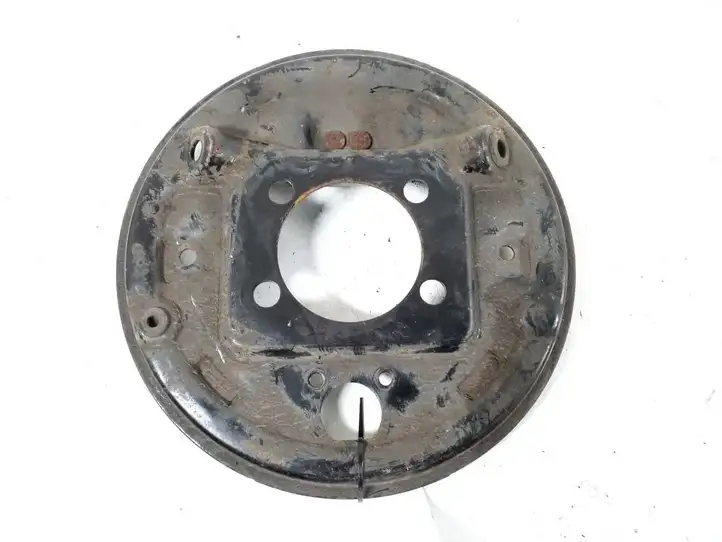 Toyota Yaris (2012 - 2014) 47044-09020 Защитный кожух заднего тормозного диска — фото 2