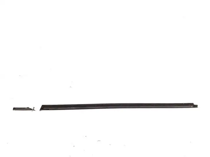 Toyota Yaris (2005 - 2009) 68210-0D060 Накладка стекла передней двери — фото 2