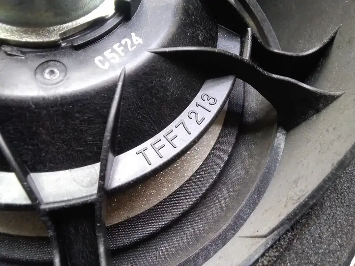Toyota Corolla Verso AR10 (2004 - 2009) 861600F020 Динамики передних дверей — фото 2