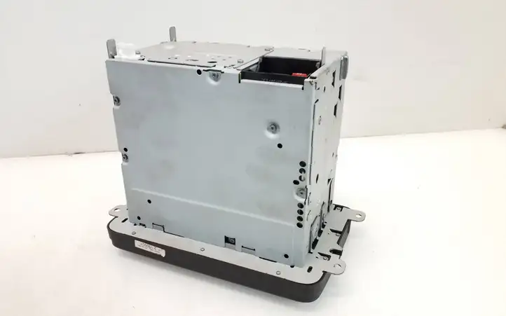 Volkswagen Transporter-Caravelle (2009 - 2015)  5M0035186J Радио/ проигрыватель CD/DVD / навигация