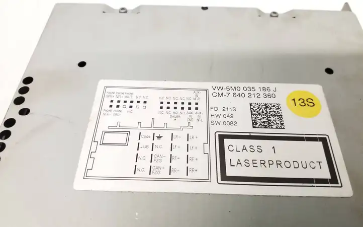 Volkswagen Transporter-Caravelle (2009 - 2015)  5M0035186J Радио/ проигрыватель CD/DVD / навигация