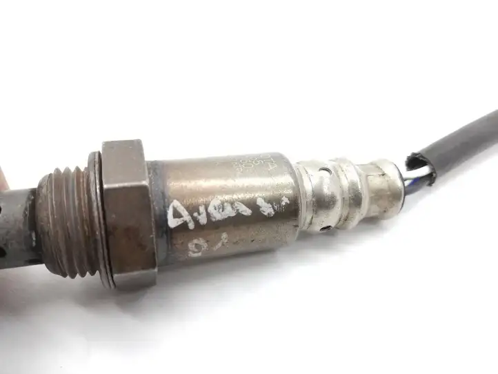 Toyota Avensis T220 (2000 - 2003) 8946520750 Лямбда-зонд — фото 4