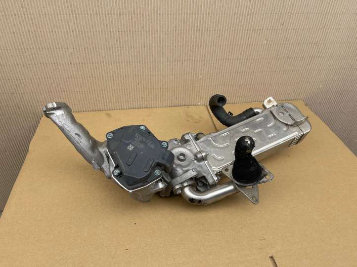 Mercedes-Benz GLK X204 (2008 - 2016)  A6511400460 Охладитель EGR