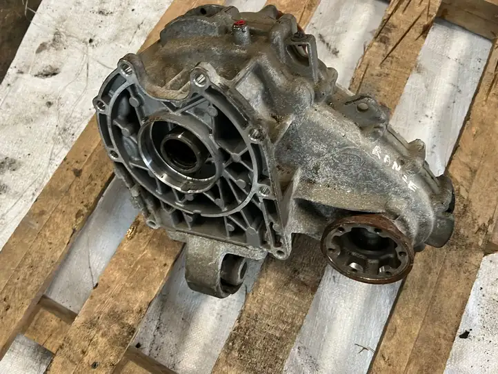 Land Rover Range Rover Sport L494 (2013 - 2017) A0076049 Раздаточная коробка — фото 1