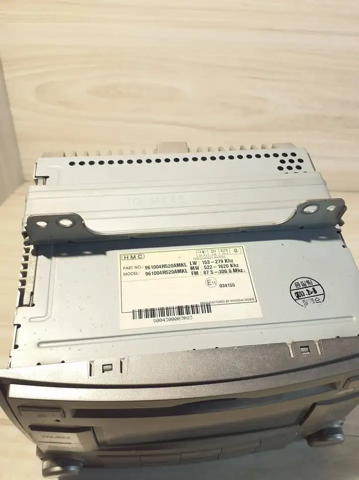 Hyundai H-1, Starex, Satellite (2007 - 2013) 961004H520AMKL Магнитола / мультимедийная система — фото 3