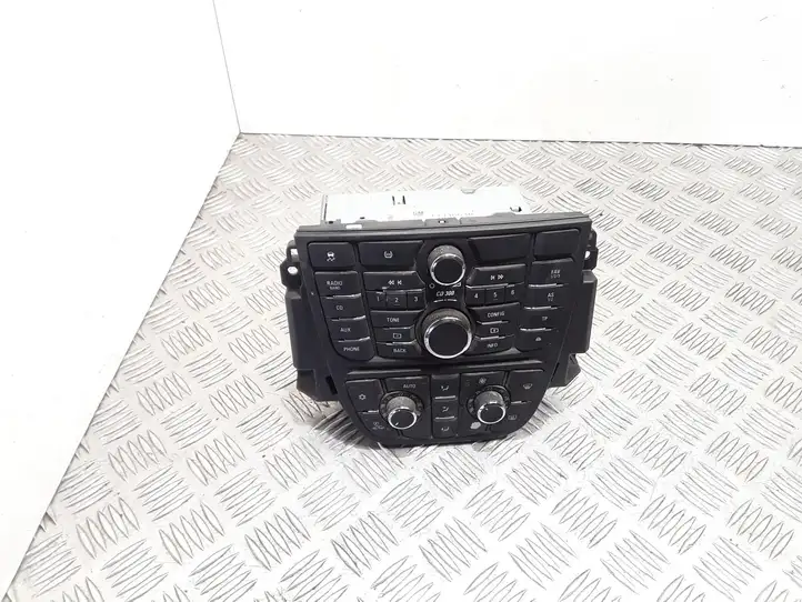 Opel Meriva B (2010 - 2014) 13346041 Магнитола / мультимедийная система — фото 1