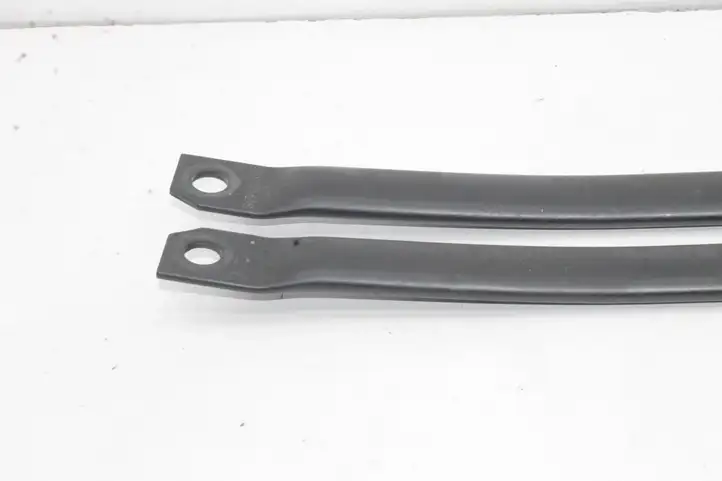 BMW 3 E92 E93 (2005 - 2014)  6460601 Другая деталь отсека двигателя