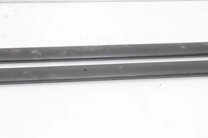 BMW 3 E92 E93 (2005 - 2014)  6460601 Другая деталь отсека двигателя