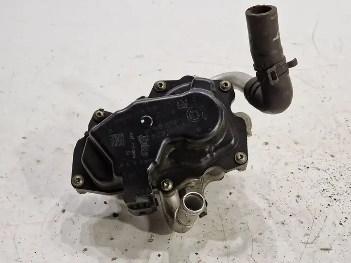 Skoda Octavia Mk3 (5E) (2013 - 2019)  04L131501S Клапан EGR