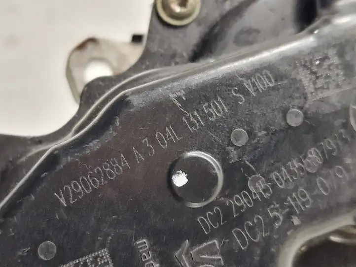 Skoda Octavia Mk3 (5E) (2013 - 2019)  04L131501S Клапан EGR