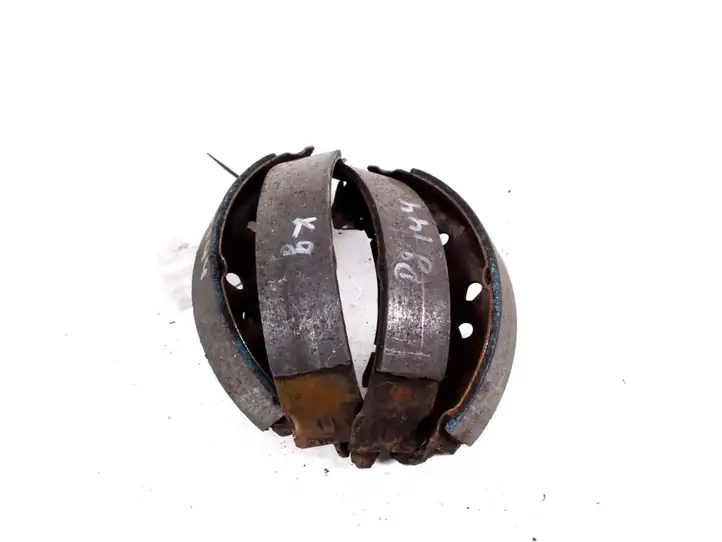 Toyota Yaris (2005 - 2009) 04495-0D040 Колодки ручного тормоза — фото 1