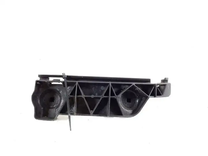 Toyota Corolla Verso E121 (2001 - 2004) 52562-13050 Кронштейн заднего бампера — фото 1