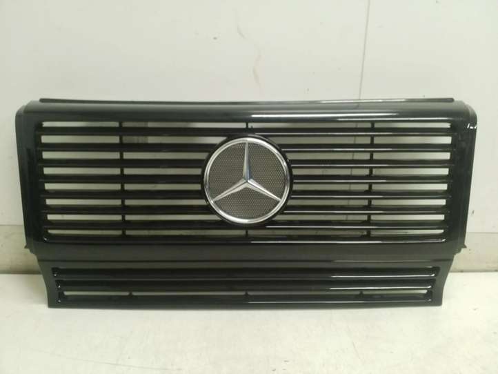 Mercedes-Benz G W461 463 (1989 - 2017)  A4638880615 Передняя решётка