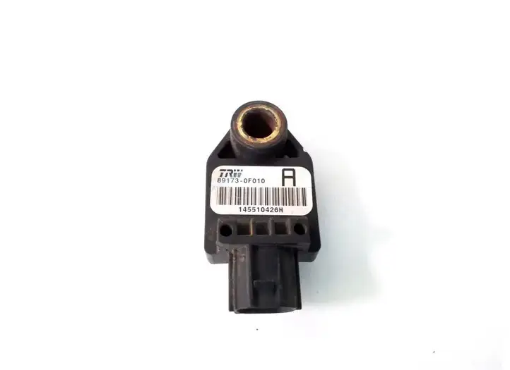 Toyota Corolla Verso AR10 (2004 - 2009) 89173-0F010 Датчик удара SRS — фото 1