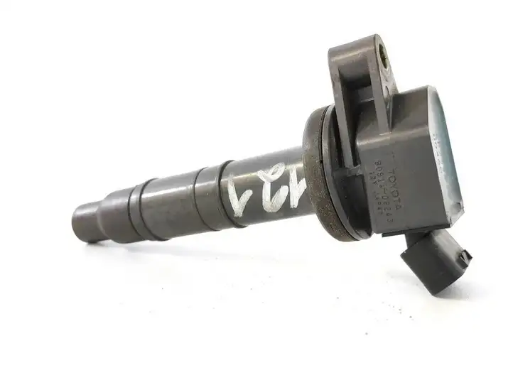 Toyota RAV 4 (XA20) (2000 - 2005) 90919-02243 Катушка зажигания — фото 1