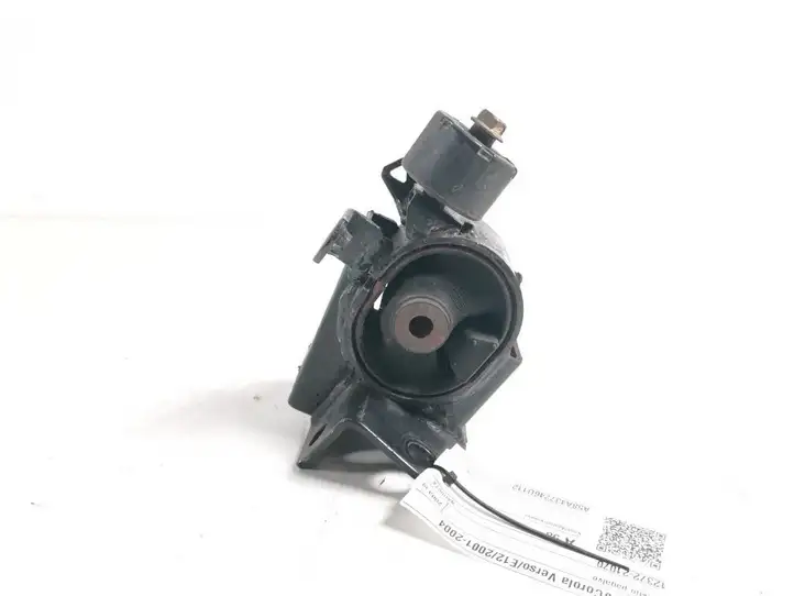 Toyota Corolla Verso E121 (2001 - 2004) 12372-21070 Опора двигателя — фото 1