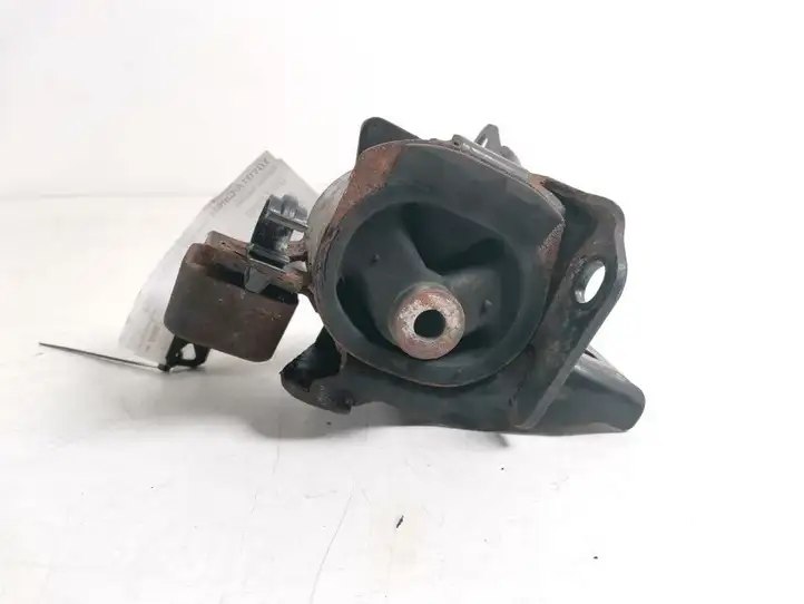 Toyota Corolla Verso E121 (2001 - 2004) 12372-27020 Опора двигателя — фото 3