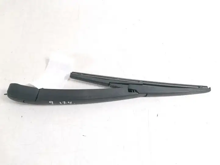 Toyota Corolla Verso AR10 (2004 - 2009) 85241-0F010 Поводок заднего стеклоочистителя — фото 1