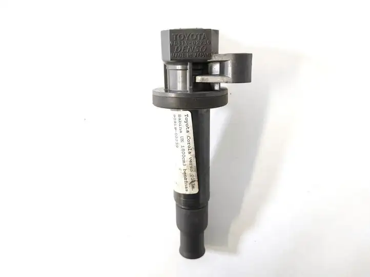 Toyota Corolla Verso E121 (2001 - 2004) 90919-02239 Катушка зажигания — фото 1