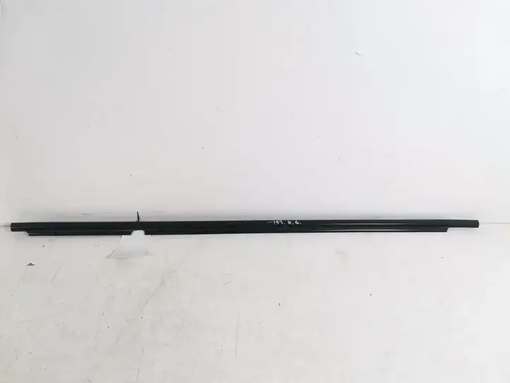 Toyota Corolla Verso E121 (2001 - 2004) 75740-13060 Накладка стекла передней двери — фото 1