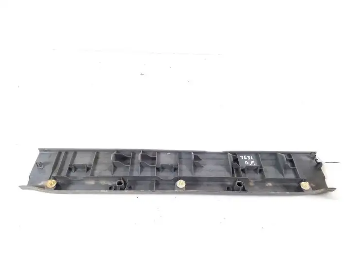 Toyota Hilux (AN10, AN20, AN30) (2004 - 2008) 67913-0K020 Внутренняя отделка переднего порога — фото 4