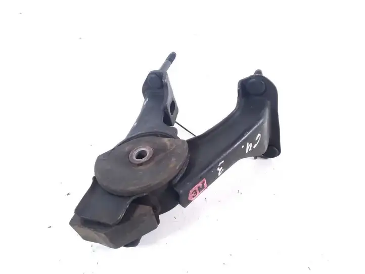 Toyota Corolla Verso AR10 (2004 - 2009) 12371-0D130 Опора двигателя — фото 2
