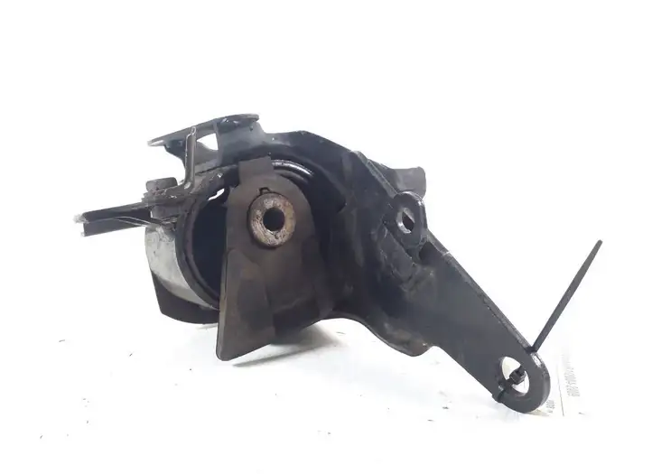Toyota Corolla Verso AR10 (2004 - 2009) 12372-0D120 Опора двигателя — фото 1