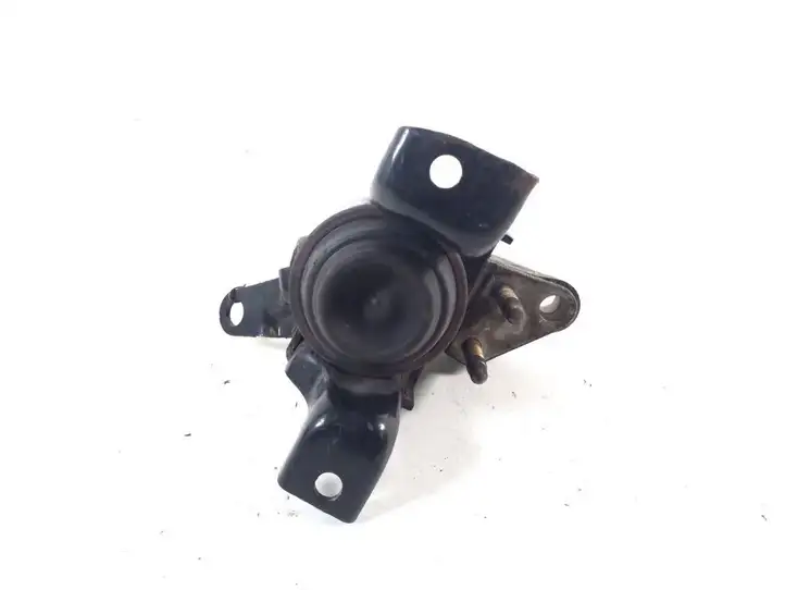 Toyota Corolla Verso AR10 (2004 - 2009) 12305-0D051 Опора двигателя — фото 1
