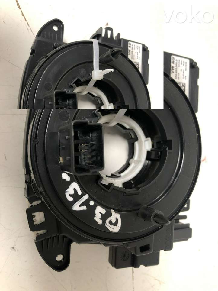 Audi Q3 (2011 - 2014)  5K0953569B Полоса надувных подушек (кольцо srs)