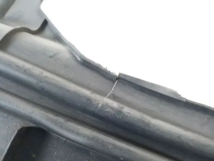 Toyota Corolla Verso AR10 (2004 - 2009) 53286-0F010 Дефлектор воздуха — фото 2