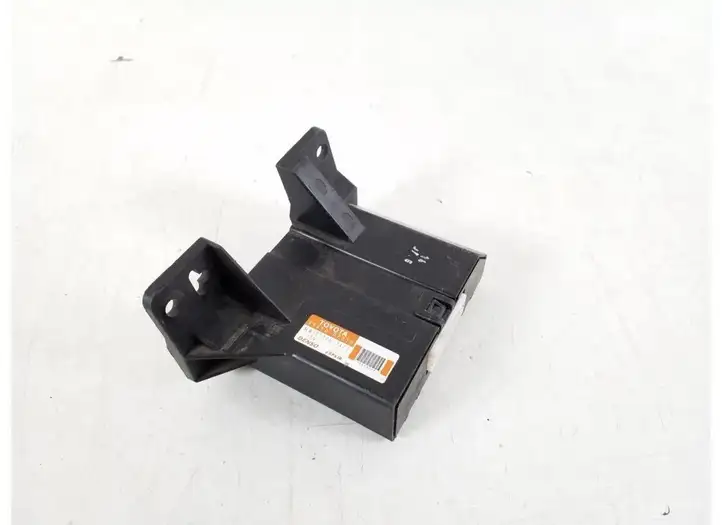 Toyota Corolla Verso AR10 (2004 - 2009) 88650-0F030 Модуль управления кондиционером — фото 1
