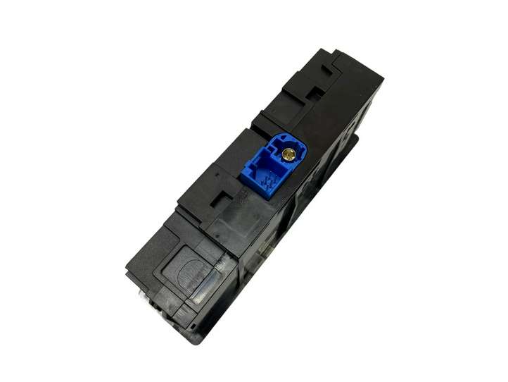 Mercedes-Benz C W205 (2014 - 2021)  A2058200126 Разъем USB