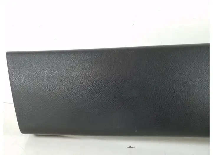 Toyota Corolla Verso AR10 (2004 - 2009) 62413-0F010 Нижняя обшивка стойки B — фото 2