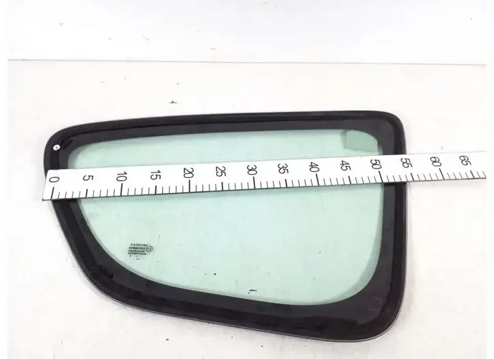 Toyota Aygo AB10 (2005 - 2008) Заднее боковое стекло — фото 3
