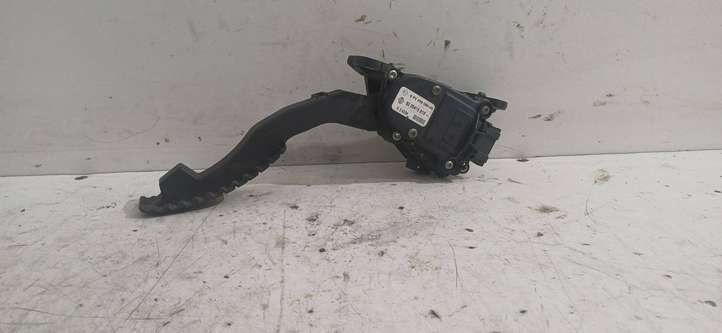 Renault Laguna (2001 - 2005)  8200415818 Педаль акселератора