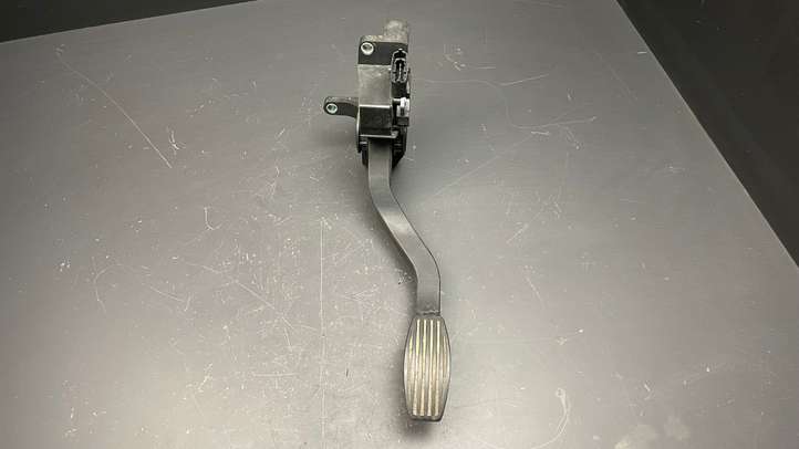 Iveco Daily 35.8-9 (1998 - 2014)  0281002632 Педаль акселератора