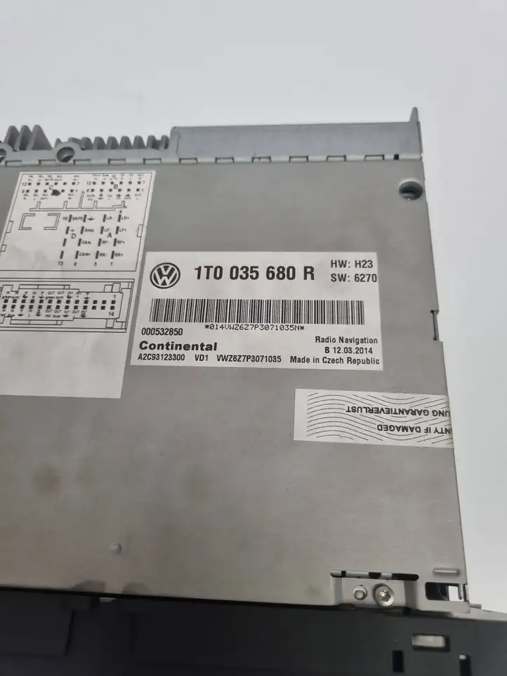 Volkswagen PASSAT B7 (2011 - 2014) 1T0035680R Магнитола / мультимедийная система — фото 6